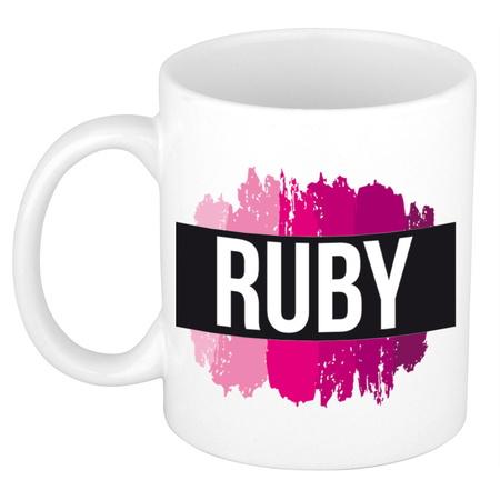 Naam cadeau mok / beker Ruby  met roze verfstrepen 300 ml