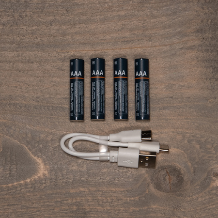 Oplaadbare batterijen - AAA - 4x stuks - met USB kabel