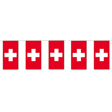Bellatio Decorations - Vlaggen versiering set - Zwitserland - Vlag 90 x 150 cm en vlaggenlijn 4 mete